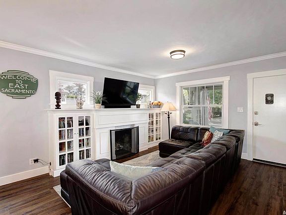 5th image of 717 42nd St