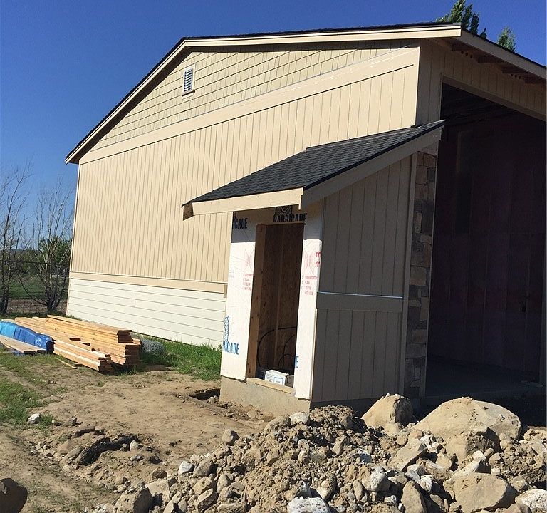2nd image of 9967 W8 Rd NW #1