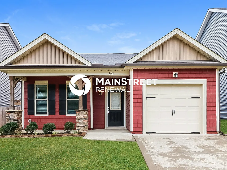 142 Golden Gate Pkwy