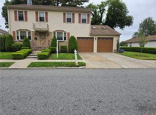 129 Longwood Ave, Providence, RI 02908