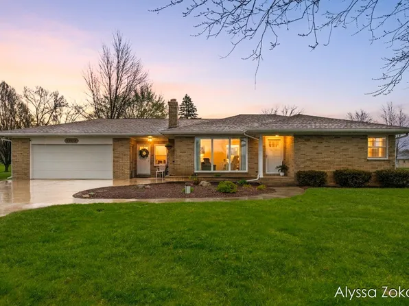 13512 24th Ave, Marne, MI 49435