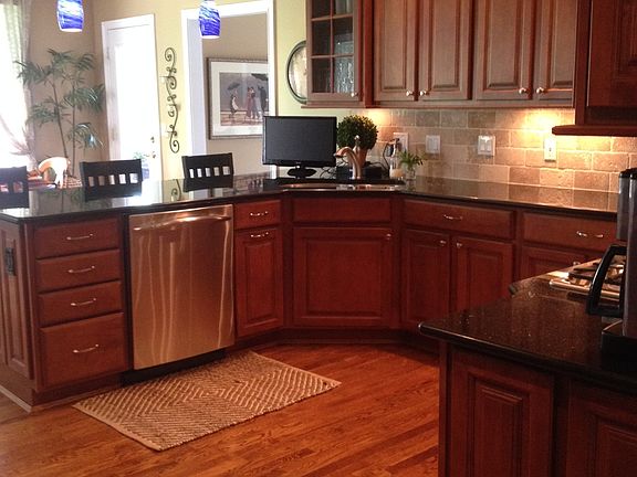 5th image of 3261 Ivy Hills Blvd