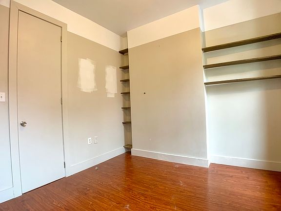 4th image of 536 W 159th St APT 4
