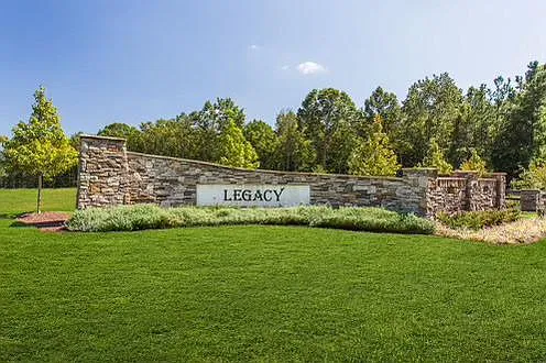 355 Access Dr — Photo 2