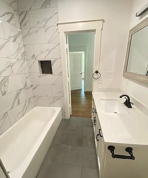 4503 McKinney St — Photo 27