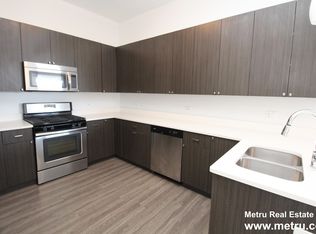 5427 N Broadway #2F, Chicago, IL 60660
