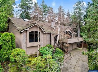 3060 Camellia Dr S, Salem, OR 97302