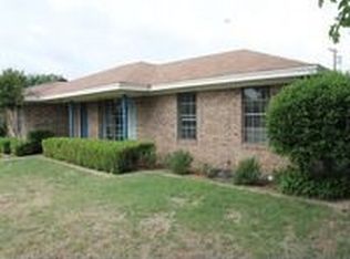 2906 Tolar St, Vernon, TX 76384