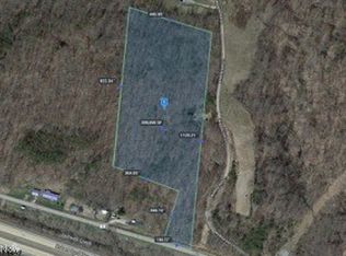 Dallison Rd, Walker, WV 26180