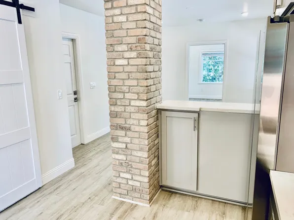 2424 L St APT 2, Sacramento, CA 95816
