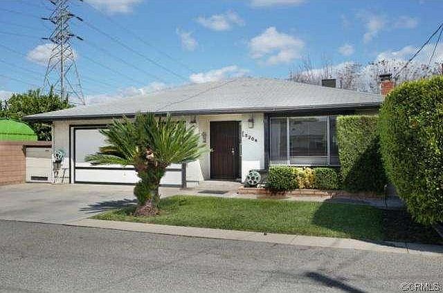 1st image of 5204 N Burton Ave