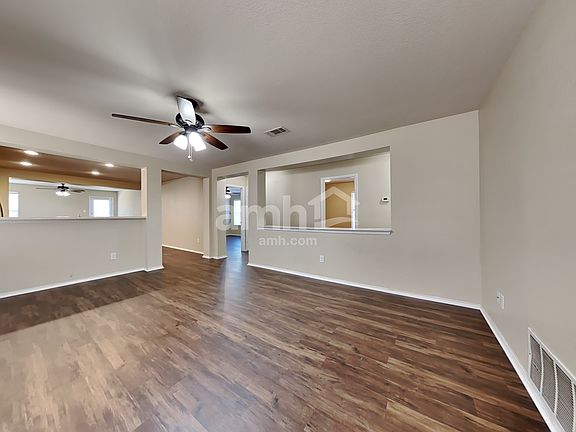 5th image of 8812 Sun Haven Way