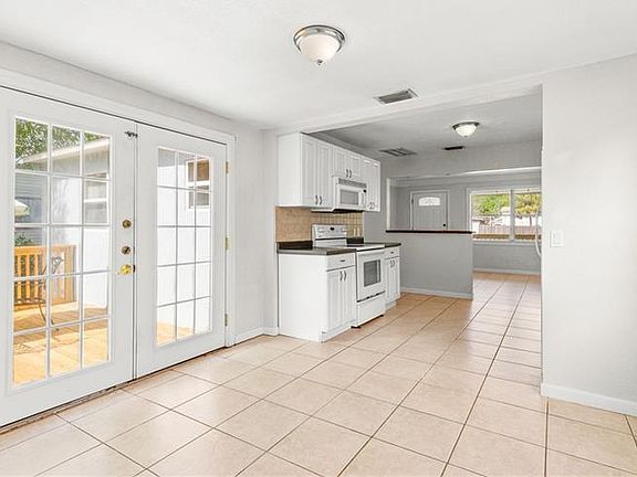 5th image of 1320 36th Ave N