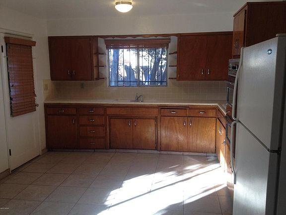 4th image of 4480 S Lundy Ave