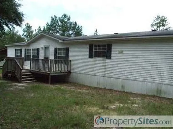 100 Holbrook Ln, Laurel Hill, FL 32567