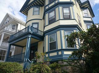 150 Walnut St #3, Brookline, MA 02445