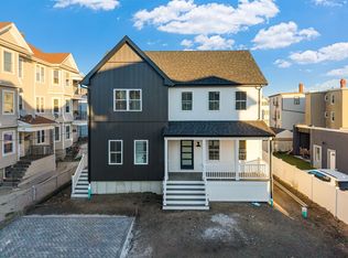 138 18th St, Fall River, MA 02723