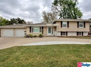 105 S 114th St, Omaha, NE 68154
