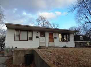 925 S Leslie St, Independence, MO 64050