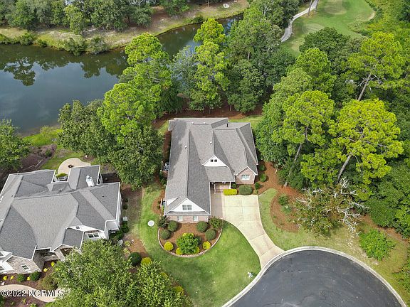 5th image of 1820 Baywater Court SE