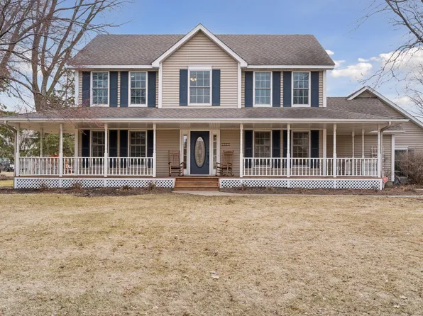 1333 Bucher Ave, Shoreview, MN 55126