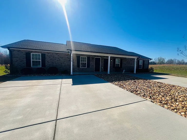 4429 Dillbrook Ln — Photo 2