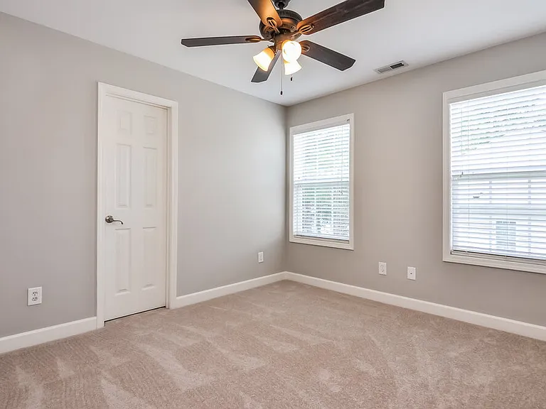 1320 Trailing Rose Ct — Photo 10