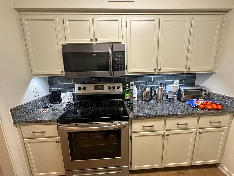 2118 Acklen Ave #107 — Photo 11