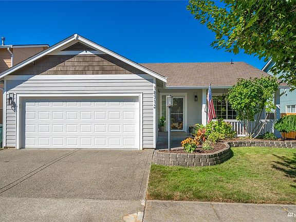 5th image of 18712 17th Avenue Ct E