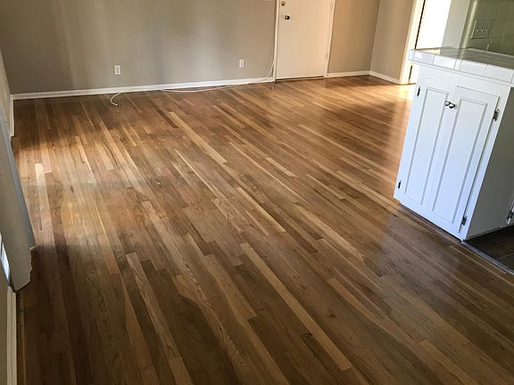 4th image of 1280 S Barrington Ave #17-B