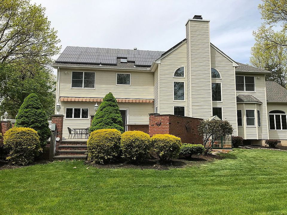 2nd image of 414 Michael Ct