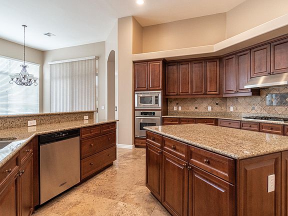 3rd image of 2200 E Prescott Pl
