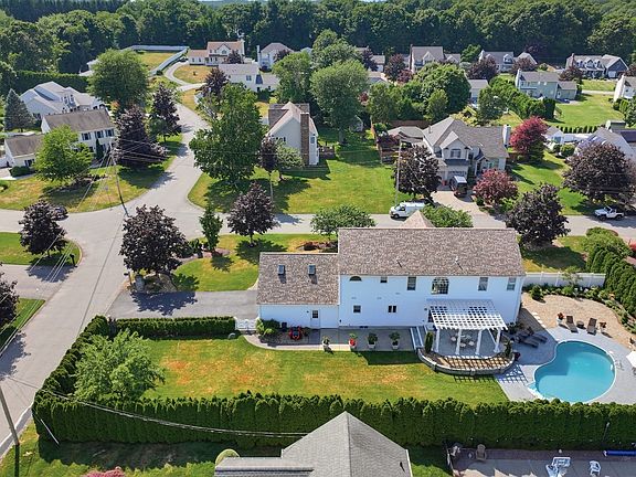 4th image of 226 Olympic Rd