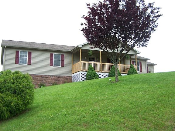 5th image of 310 Fox Run Dr