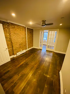 Rented by REAL New York | media 45