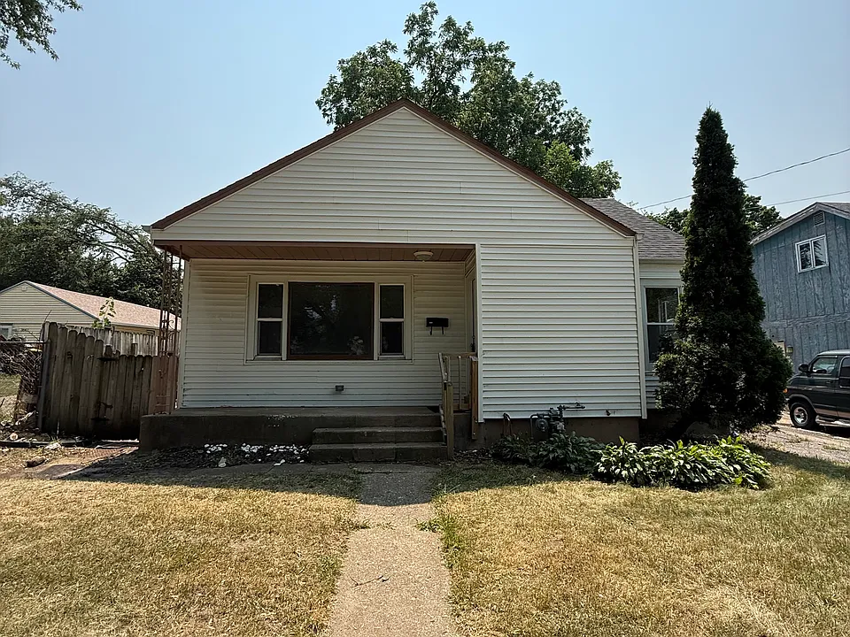 3839 16th Ave