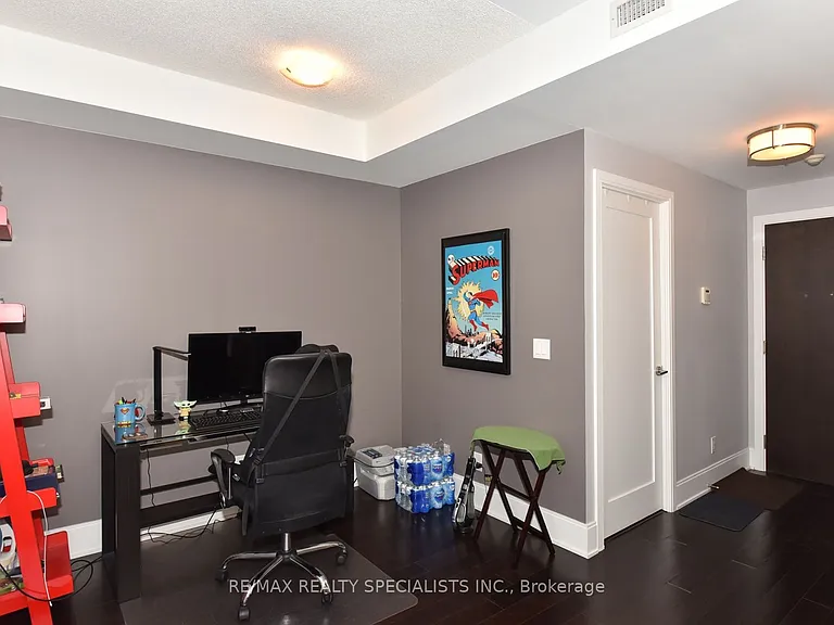 70 Roehampton Ave #712 — Photo 17
