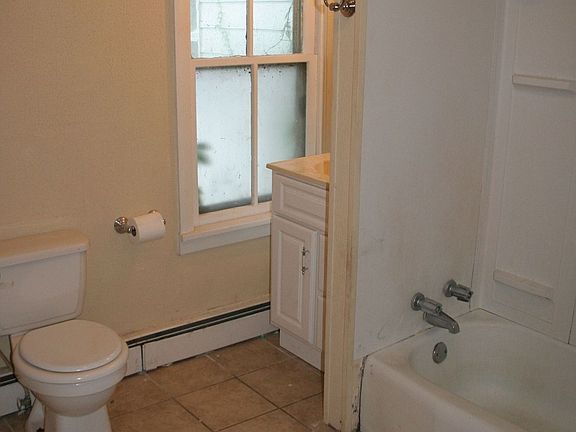 More ceramic tile in the bathroom