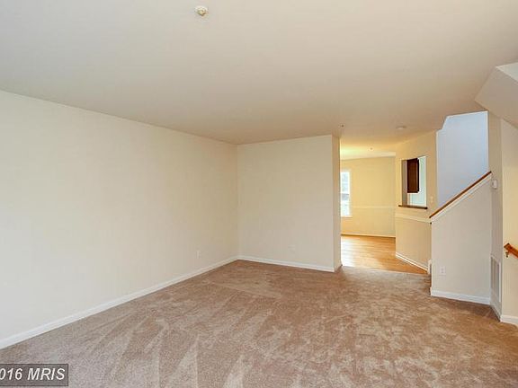 3rd image of 2202 Cantley Dr