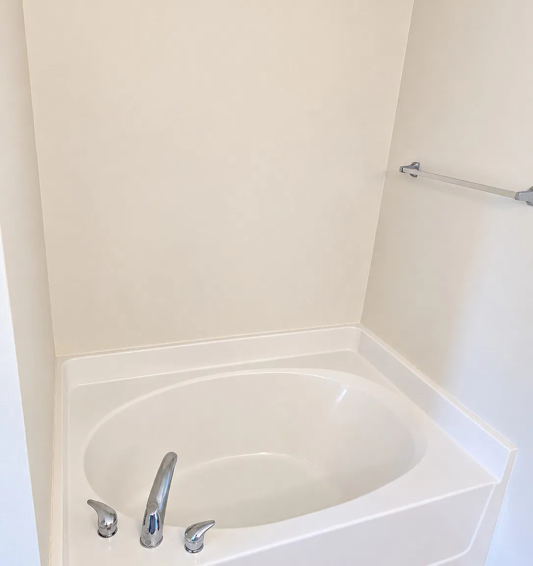 5033 Timber Trail Dr — Photo 4
