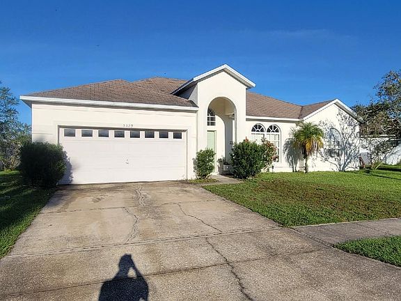 3rd image of 5329 Coral Vine Ln