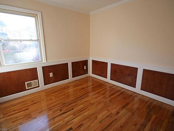 4th image of 281 Wilson Ave #1