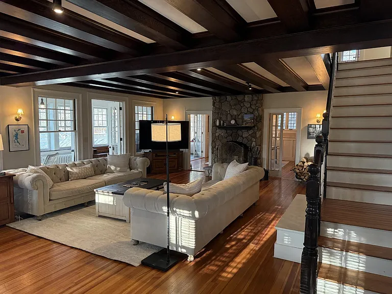 15 Lake Ave — Photo 17
