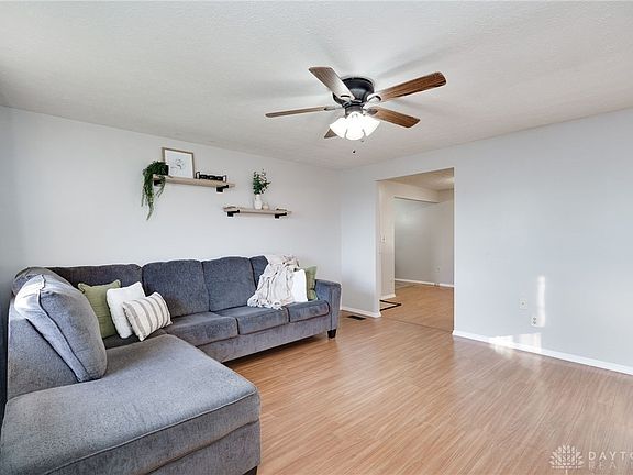 5th image of 7765 Shalamar Dr