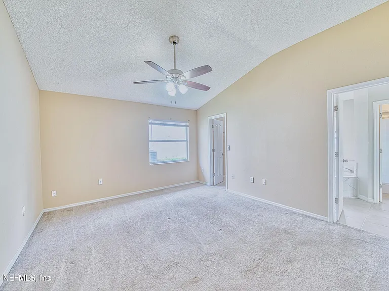 5628 Loma Vista Dr W — Photo 34