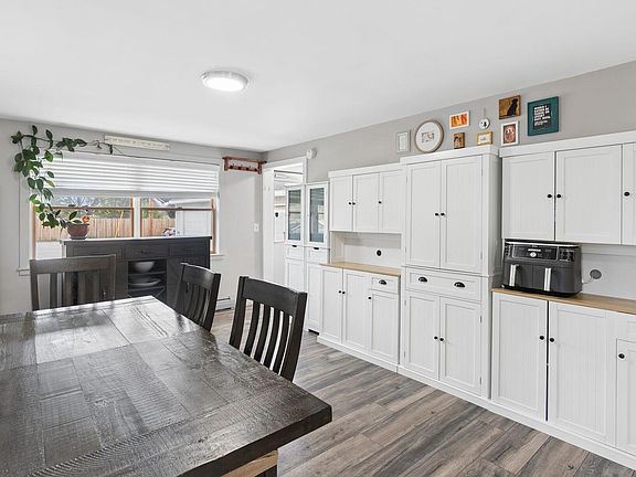 4th image of 6 Buckleys Court