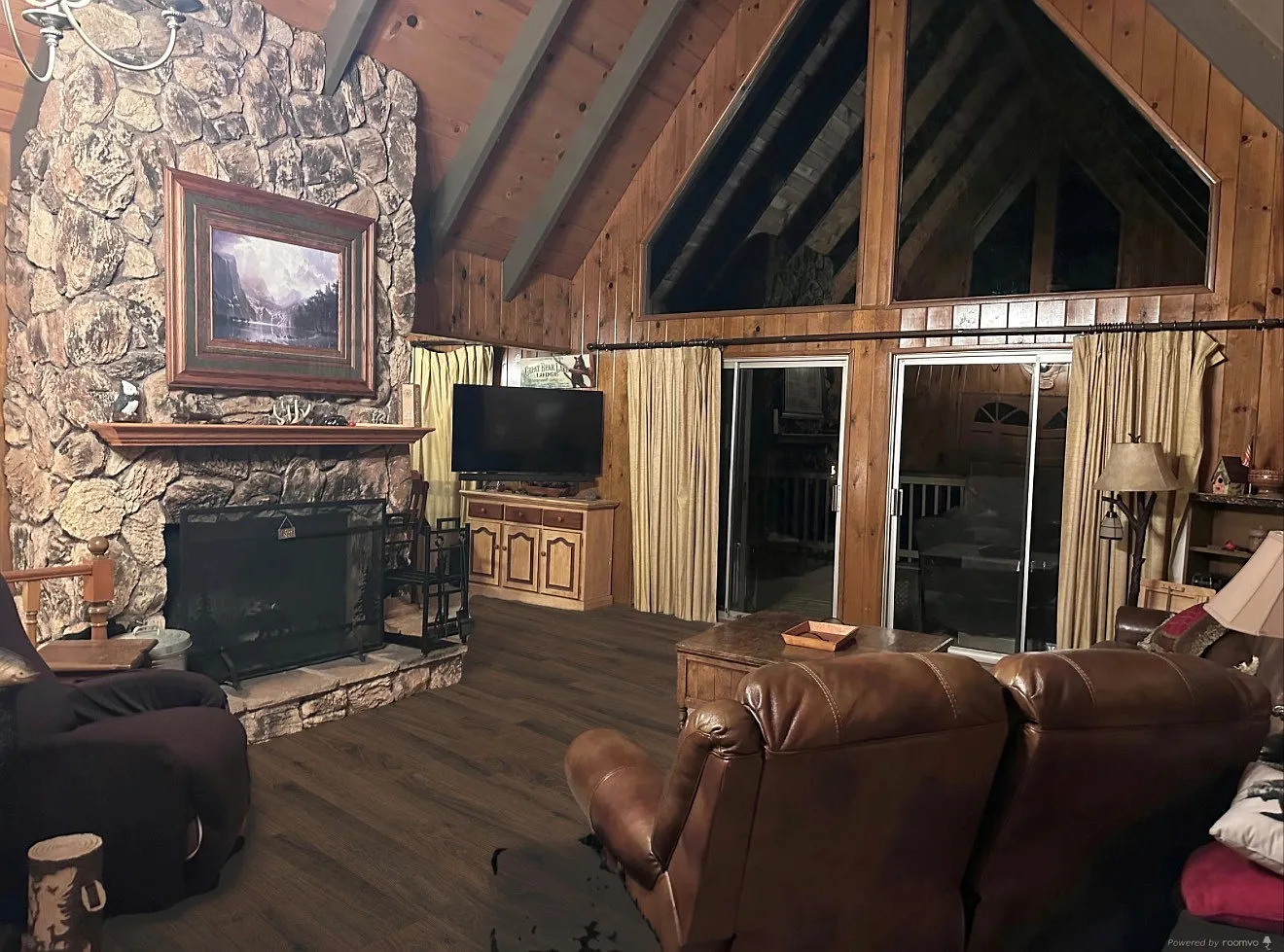 27414 Pinewood Dr — Photo 1