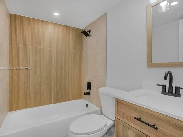 9988 Nob Hill Ct #9988, Fort Lauderdale, FL 33351