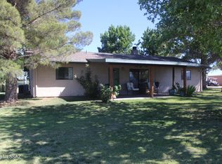 13201 S Falling Star Ln, Pearce, AZ 85625