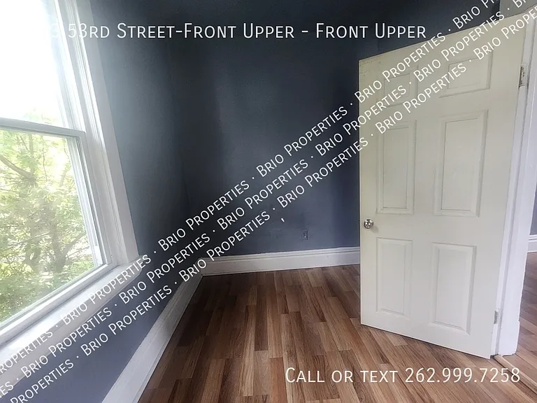 1613 53rd St #FRONT UPPER — Photo 4